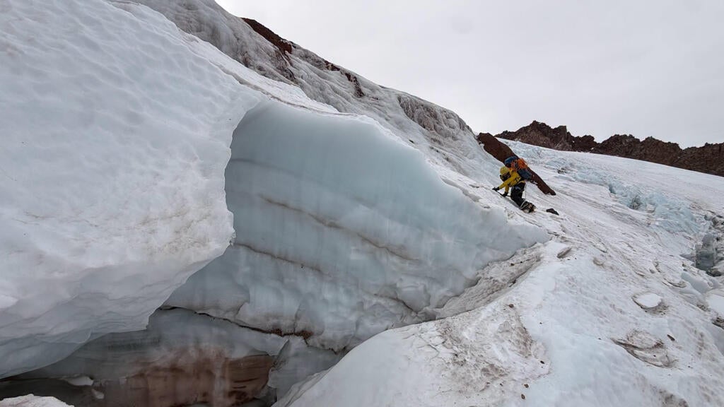 Florida man injured climbing California's Mount Shasta rescued after 2 nights in freezing temps — CBS Bay Area (KPIX), Amarillo Technology news