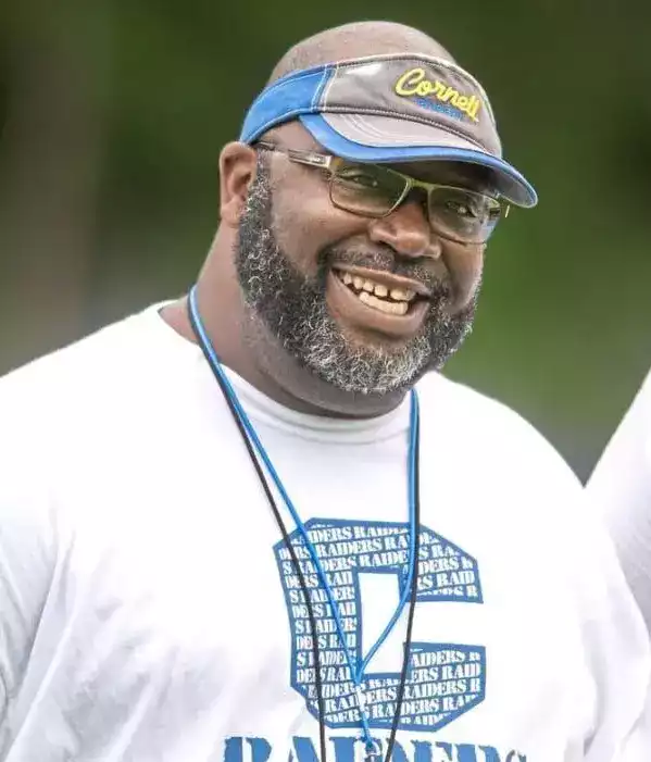High school football coach dies after medical emergency at game — WESH 2 Orlando, Amarillo Health news