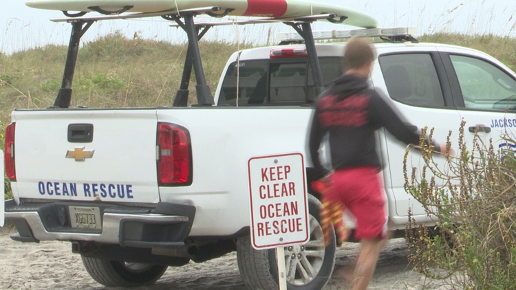 Jacksonville Beach Ocean Rescue braces for impacts from high tides, rough surf — First Coast News Local, Amarillo Community news
